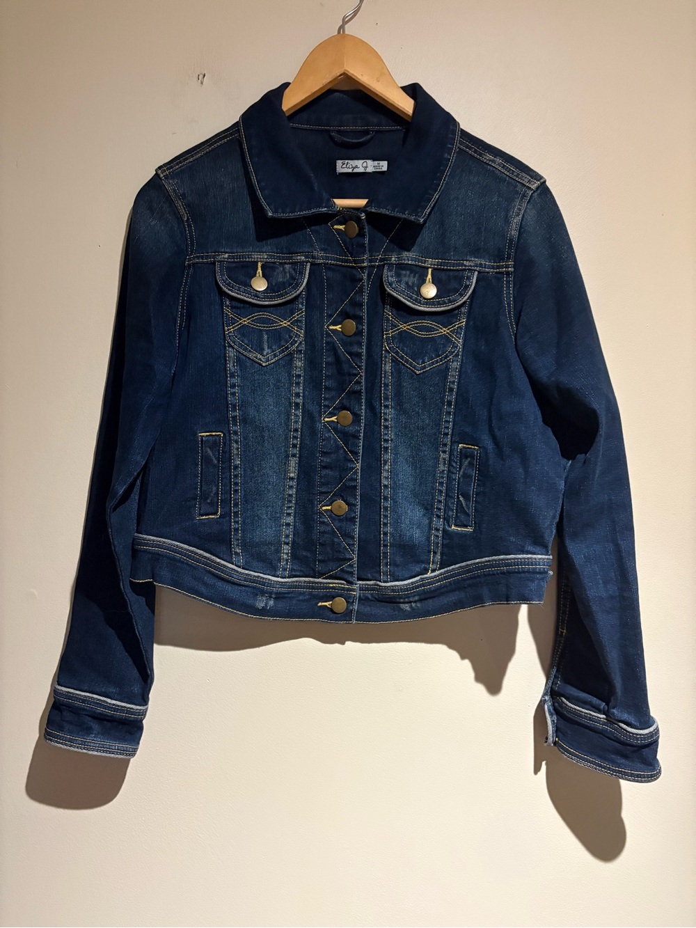 Eliza J Distressed Jean Jacket Denim Size Medium Dark Blue Cotton